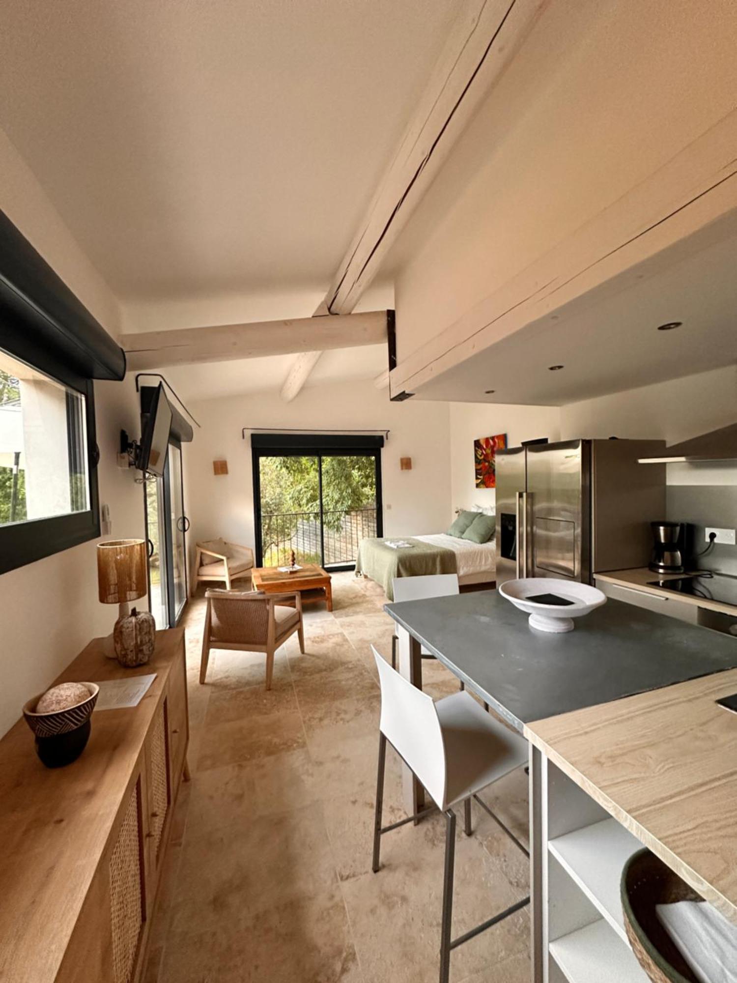 La Maison D'Hamih "Gite Et Chambres D'Hotes Uzes Exterior photo